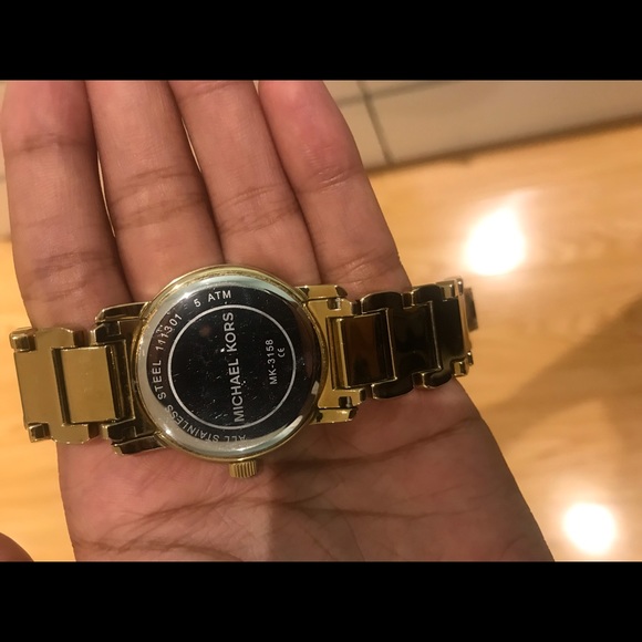 Gold Michael Kors Women’s Watch - Picture 2 of 5